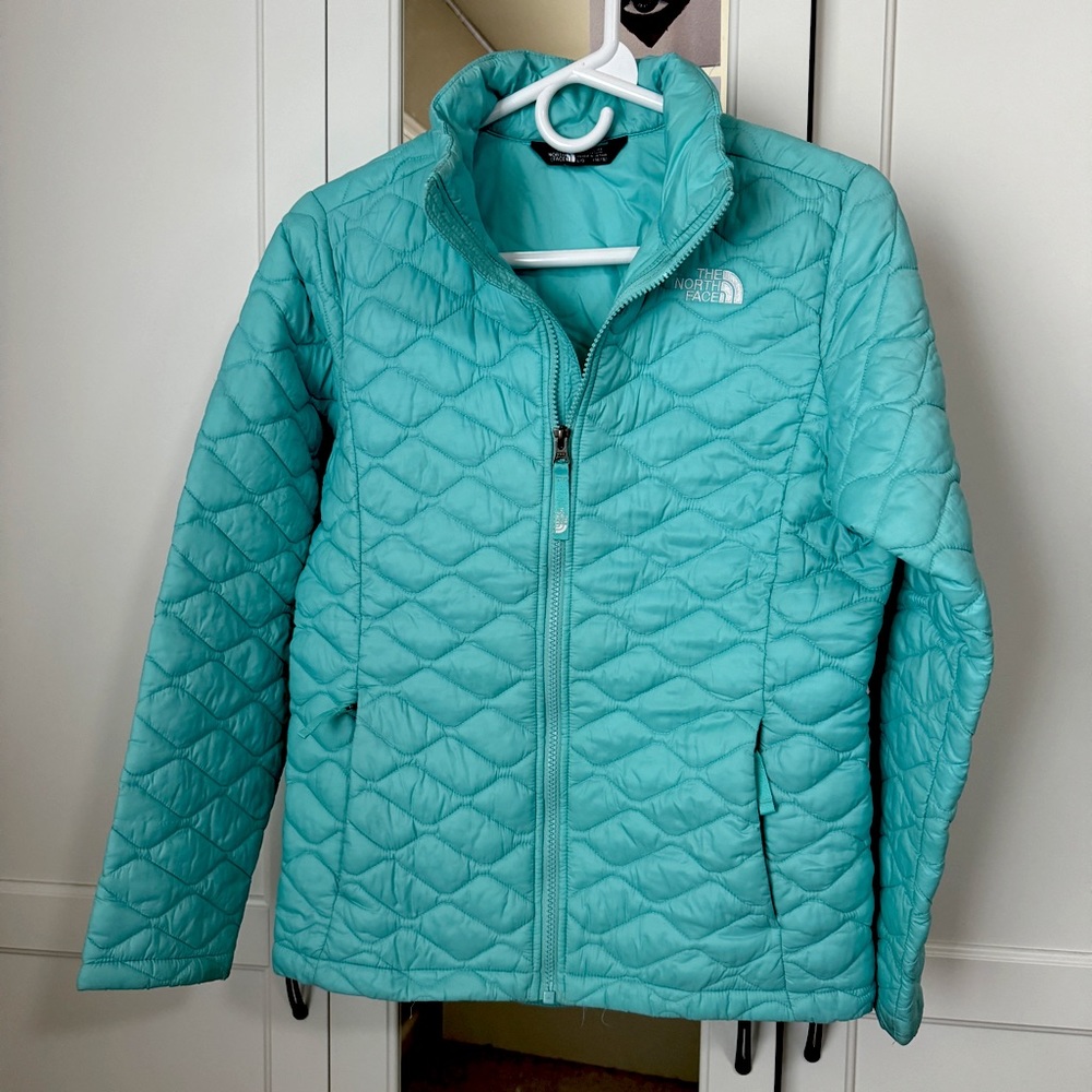 The North Face girls’ Thermoball Insulated Jacket, GUC, size 14/16 or womens XS